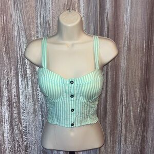 Pinup crop top